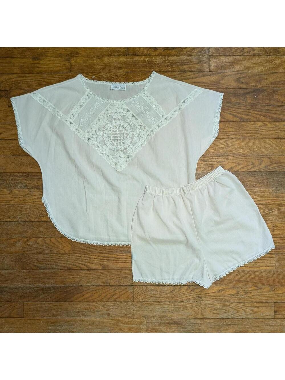 Vintage 80s 90s Ivory Lace Two Piece Set Bloomer Shorts Small Medium